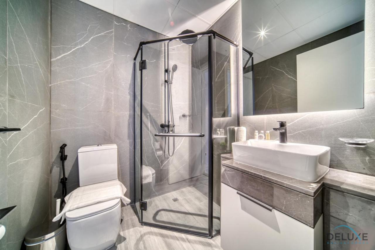 Refined 2br With Assistant At Mesk 1 Midtown Production By Deluxe Homes Apartment