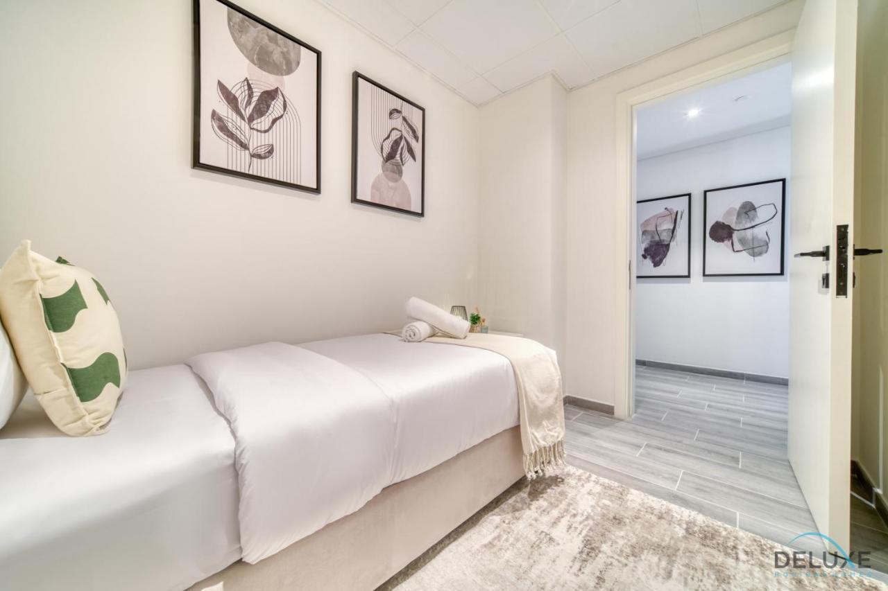 Refined 2br With Assistant At Mesk 1 Midtown Production By Deluxe Homes *