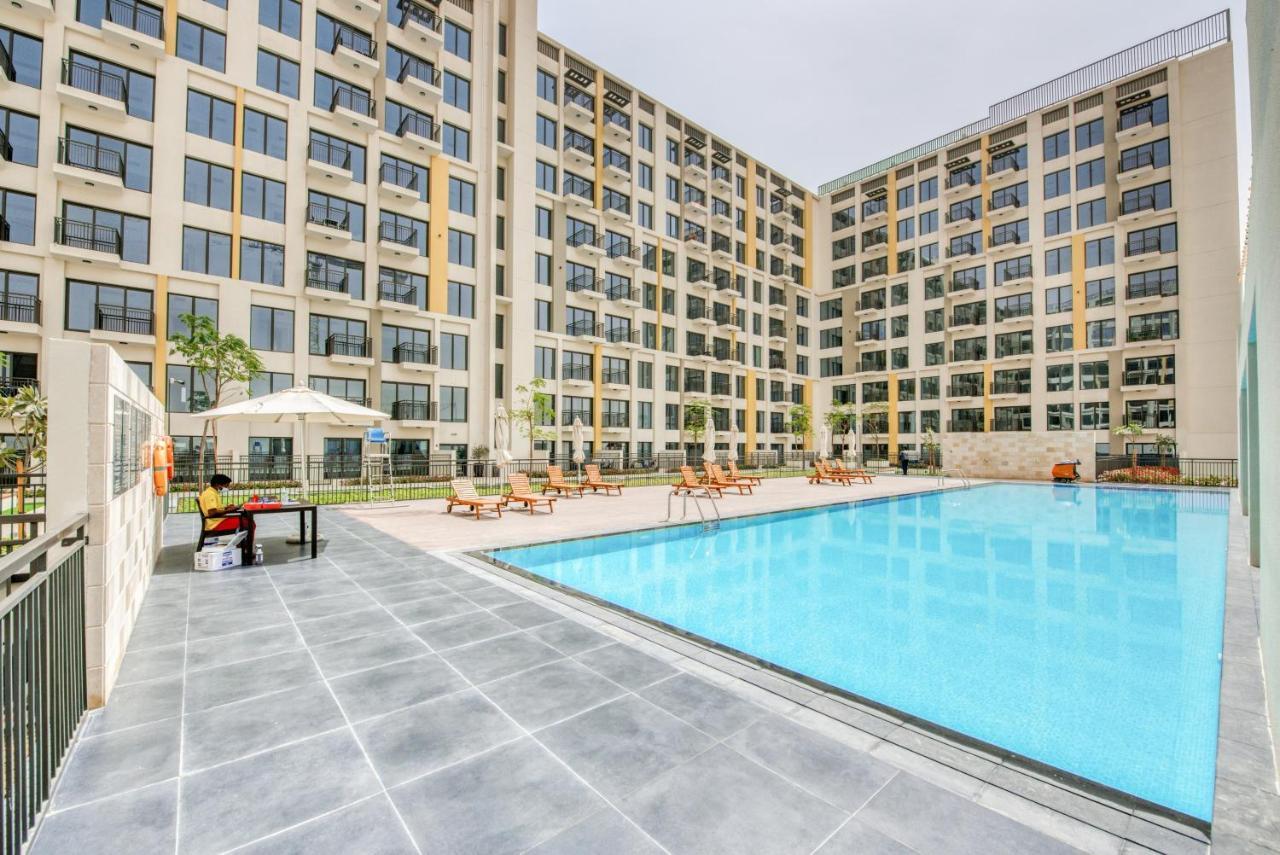 Apartment Sleek At Town Square Dubailand By Deluxe Homes