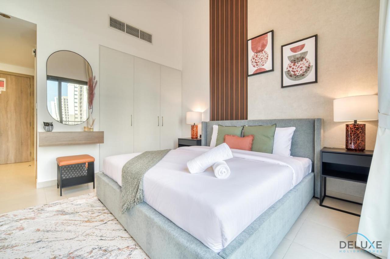 Sleek At Town Square Dubailand By Deluxe Homes Apartment