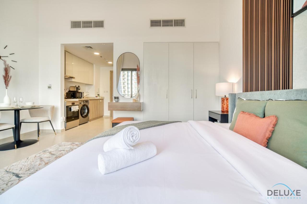 Apartment Sleek At Town Square Dubailand By Deluxe Homes
