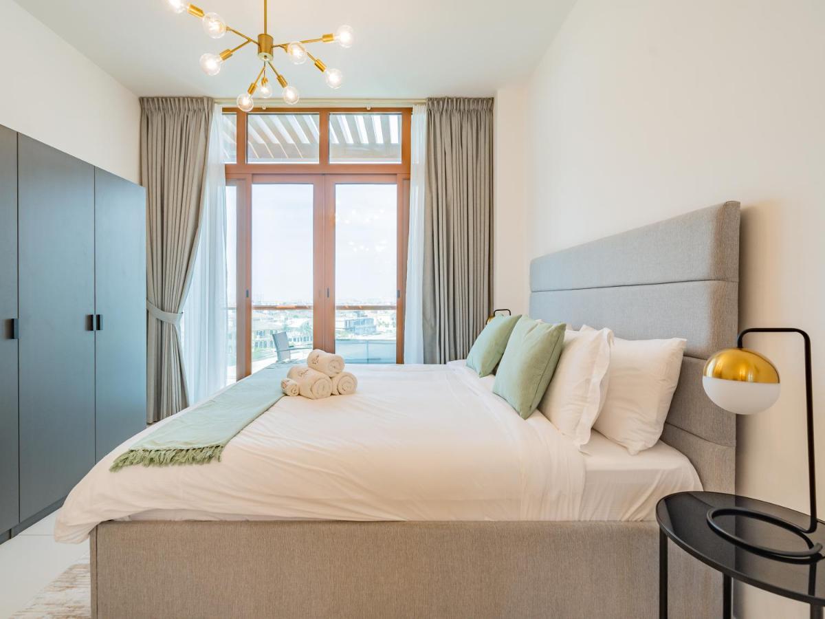 Minimalistic In Palm Views - Palm Jumeirah Dubai