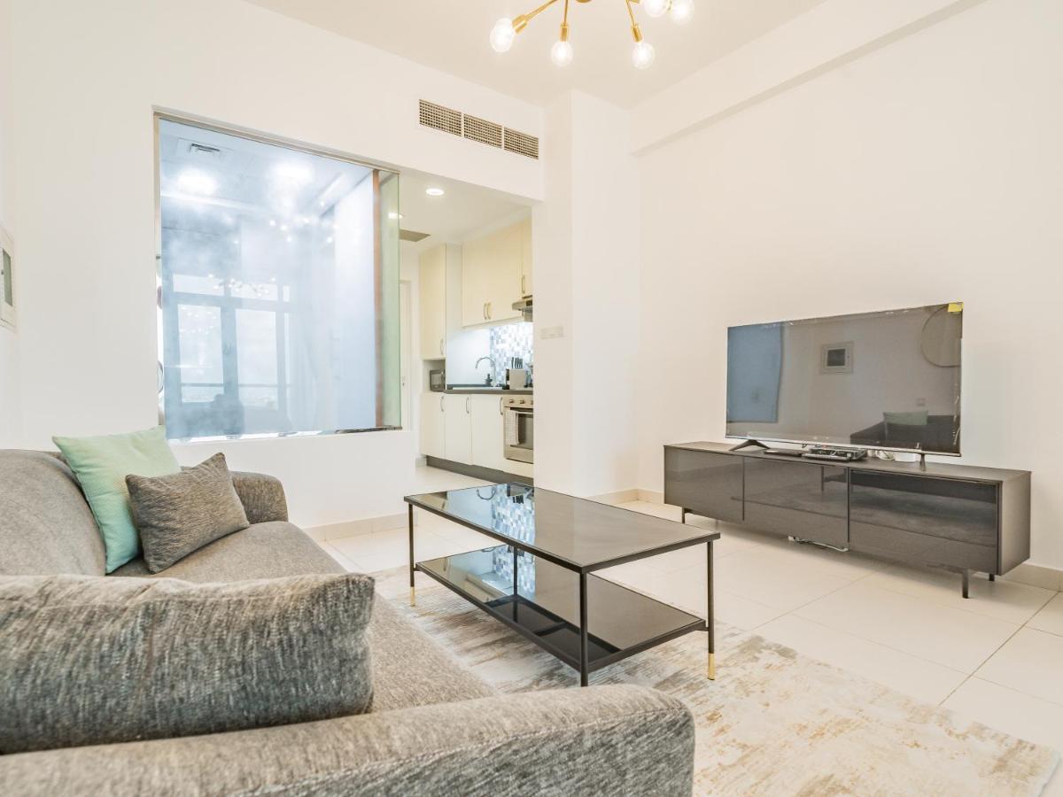 Minimalistic In Palm Views - Palm Jumeirah *