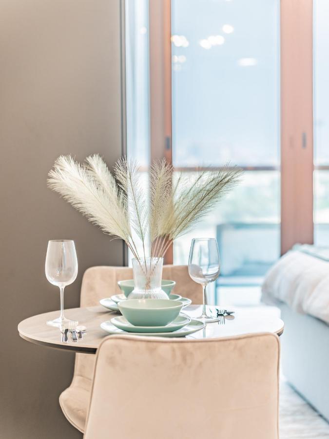 Minimalistic In Palm Views - Palm Jumeirah * Dubai