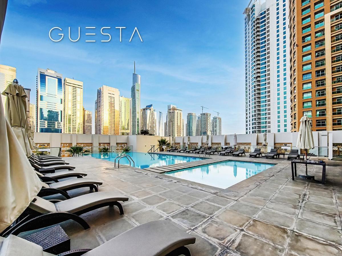West Avenue Tower, Marina *