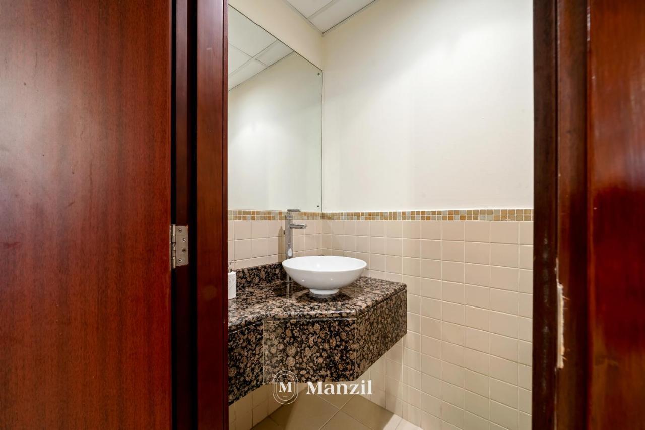 Manzil - Spacious 2br In Jbr With 5 Min Walk To The Apartment