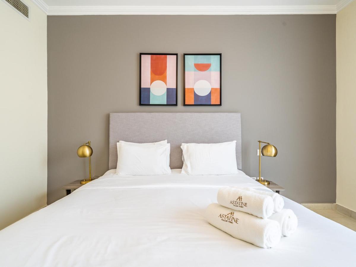 Magnificent 2 Bedroom With Balcony - Marina