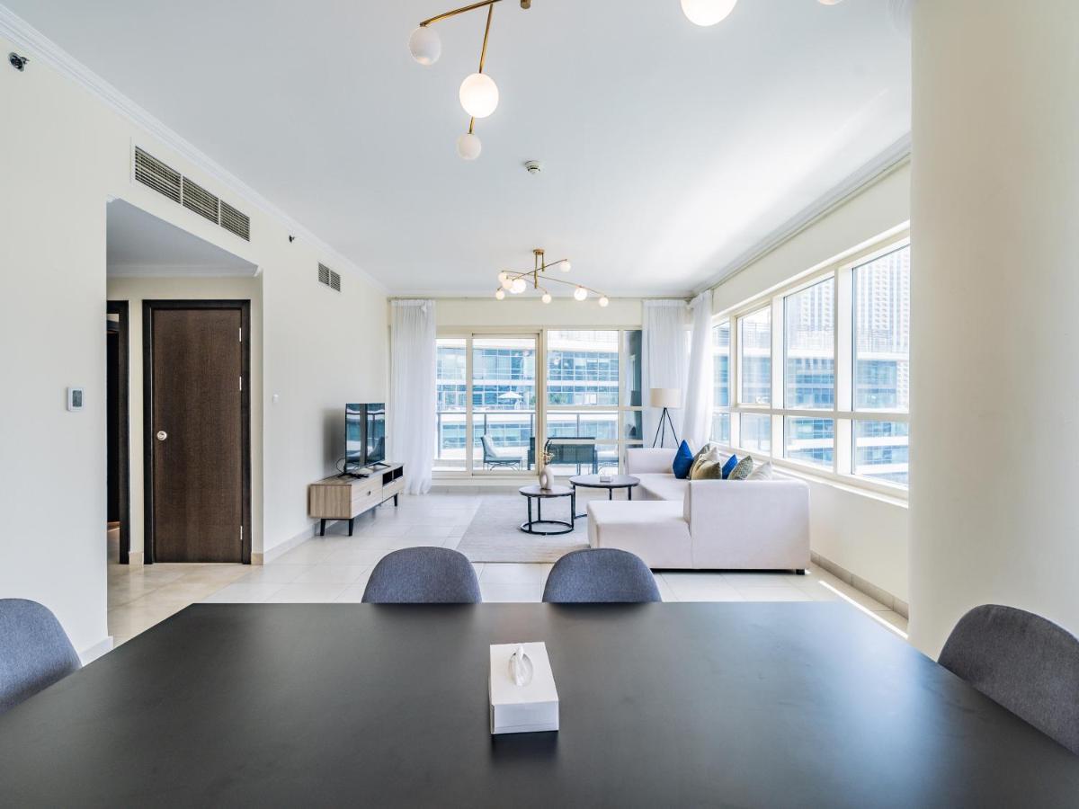 Apartment Magnificent 2 Bedroom With Balcony - Marina Dubai