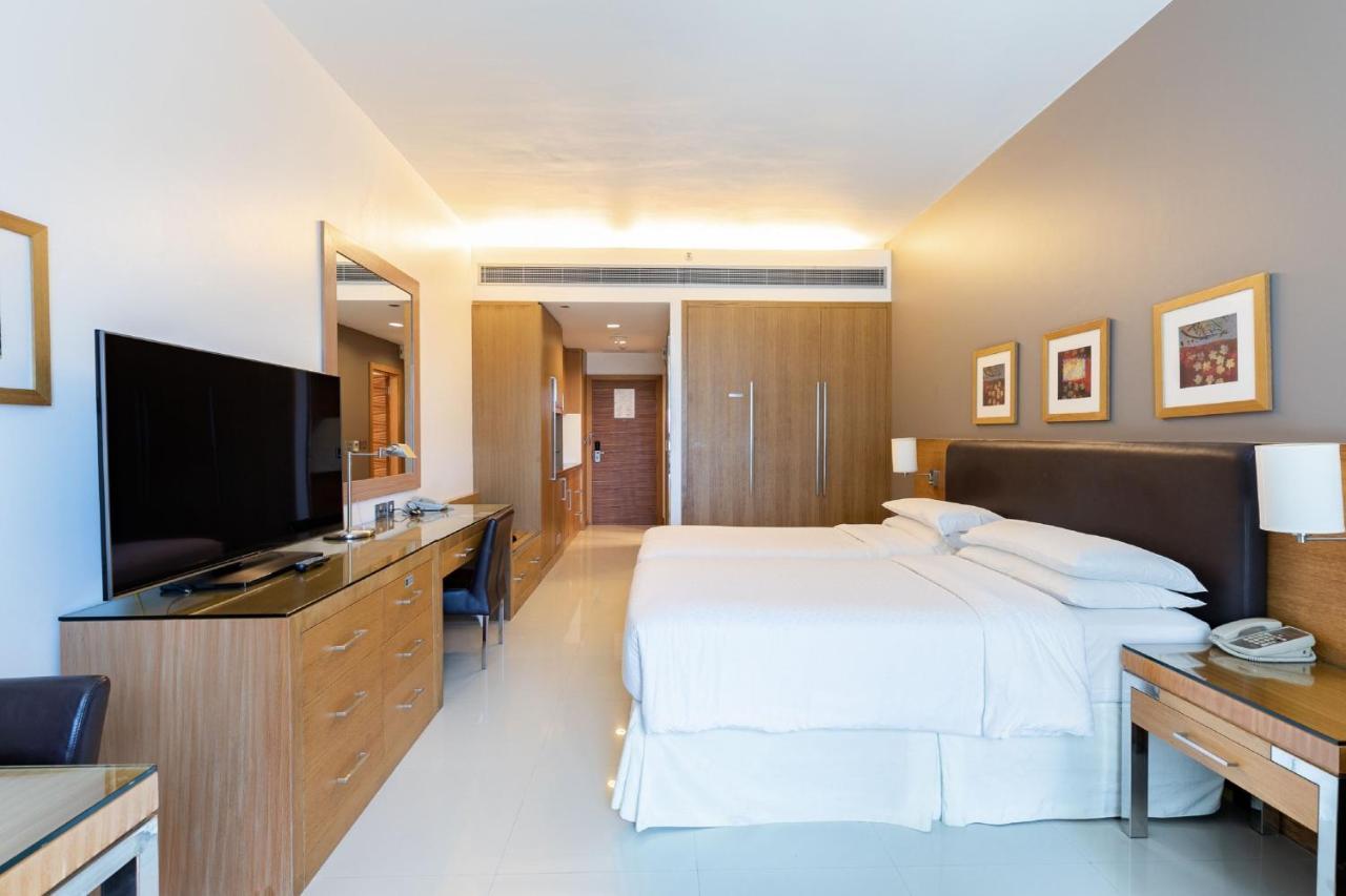 Hotel Four Points By Sheraton Bur
