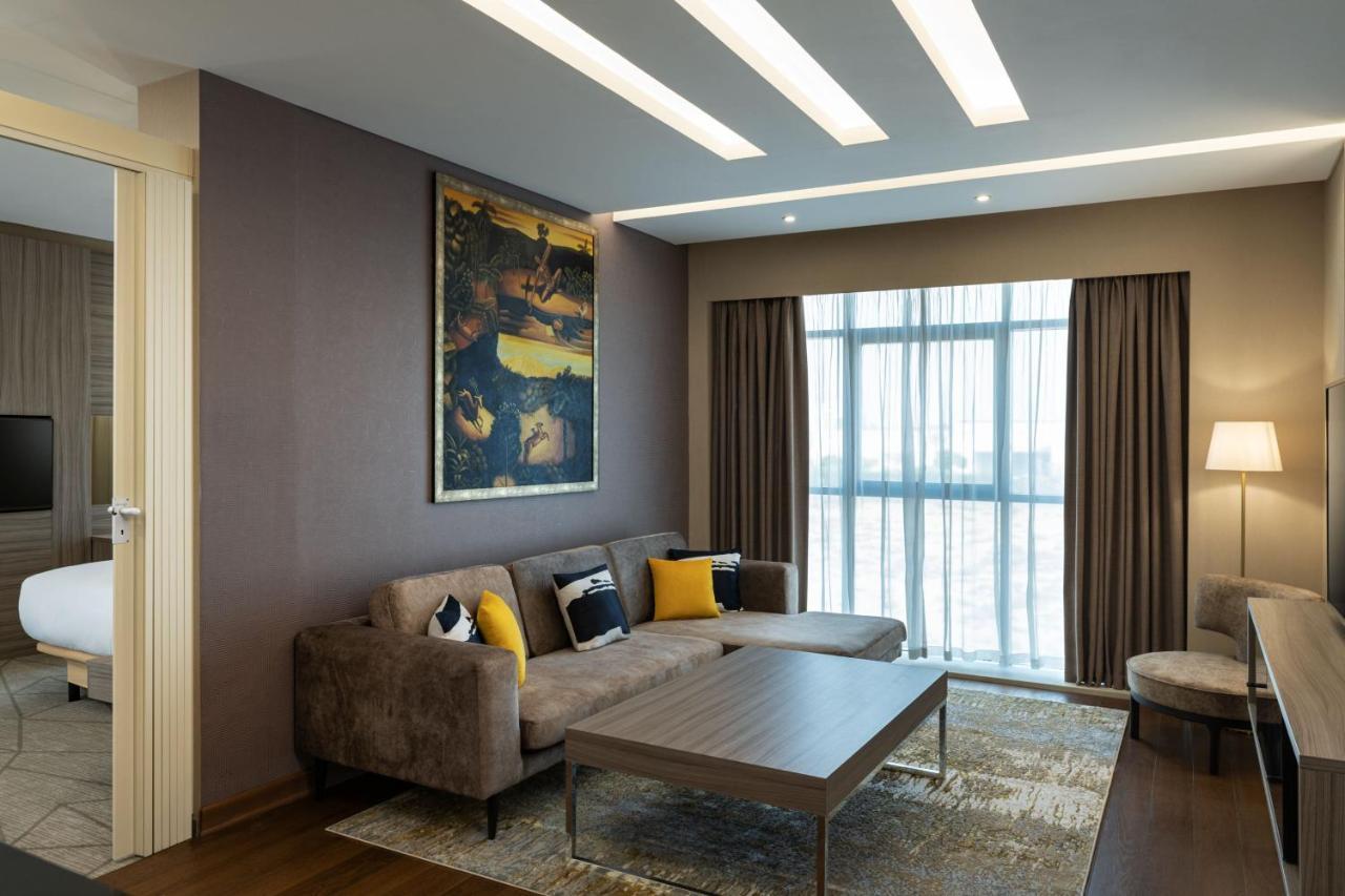 Hotel Four Points By Sheraton Production City,