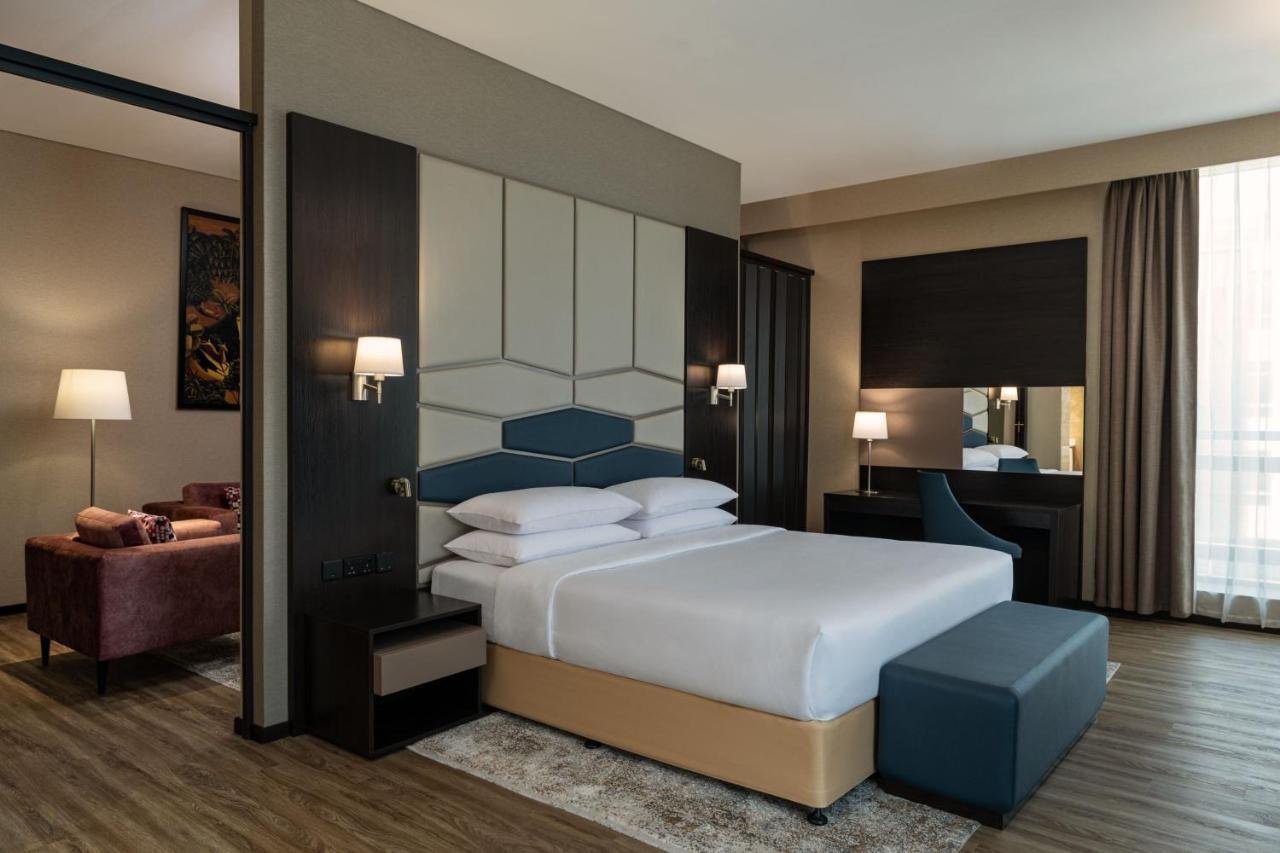 Four Points By Sheraton Production City, 4*