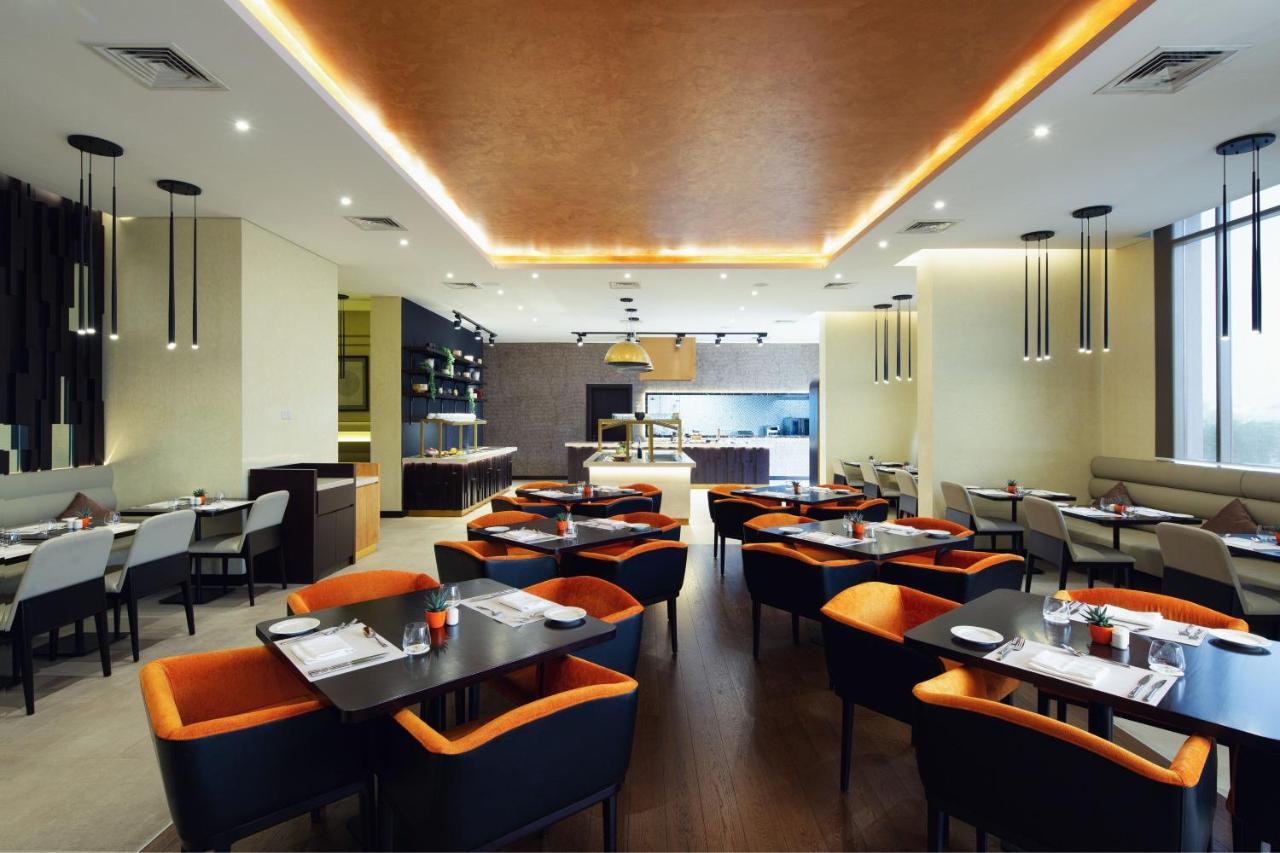 Four Points By Sheraton Production City, Hotel Dubai