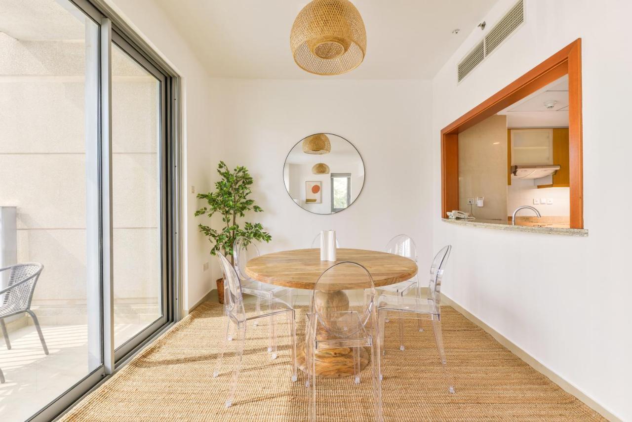 Residences At Standpoint, Downtown Apartment