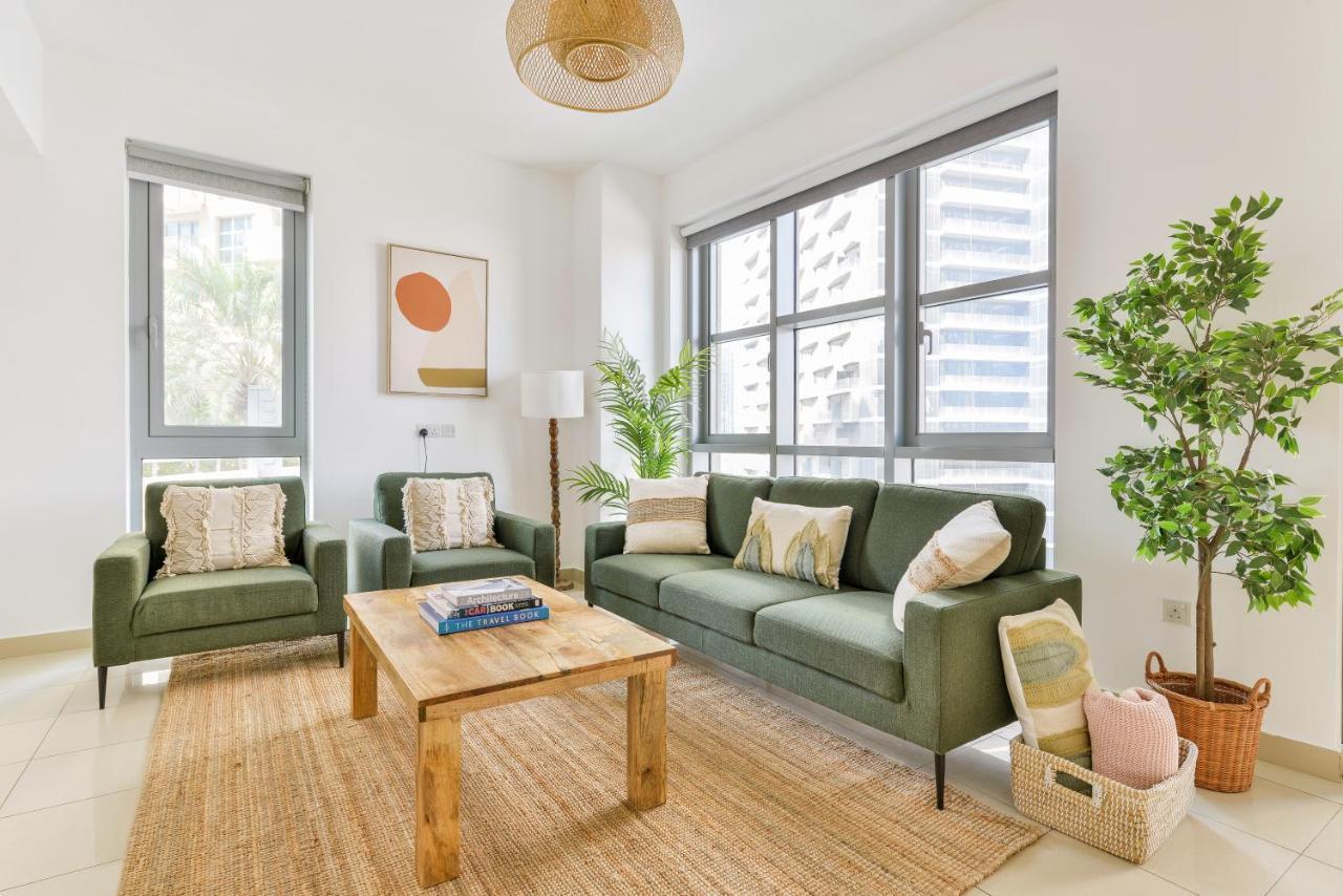 Residences At Standpoint, Downtown Apartment *