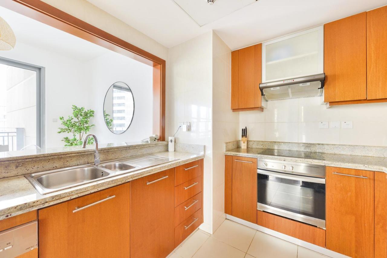 Apartment Residences At Standpoint, Downtown Dubai