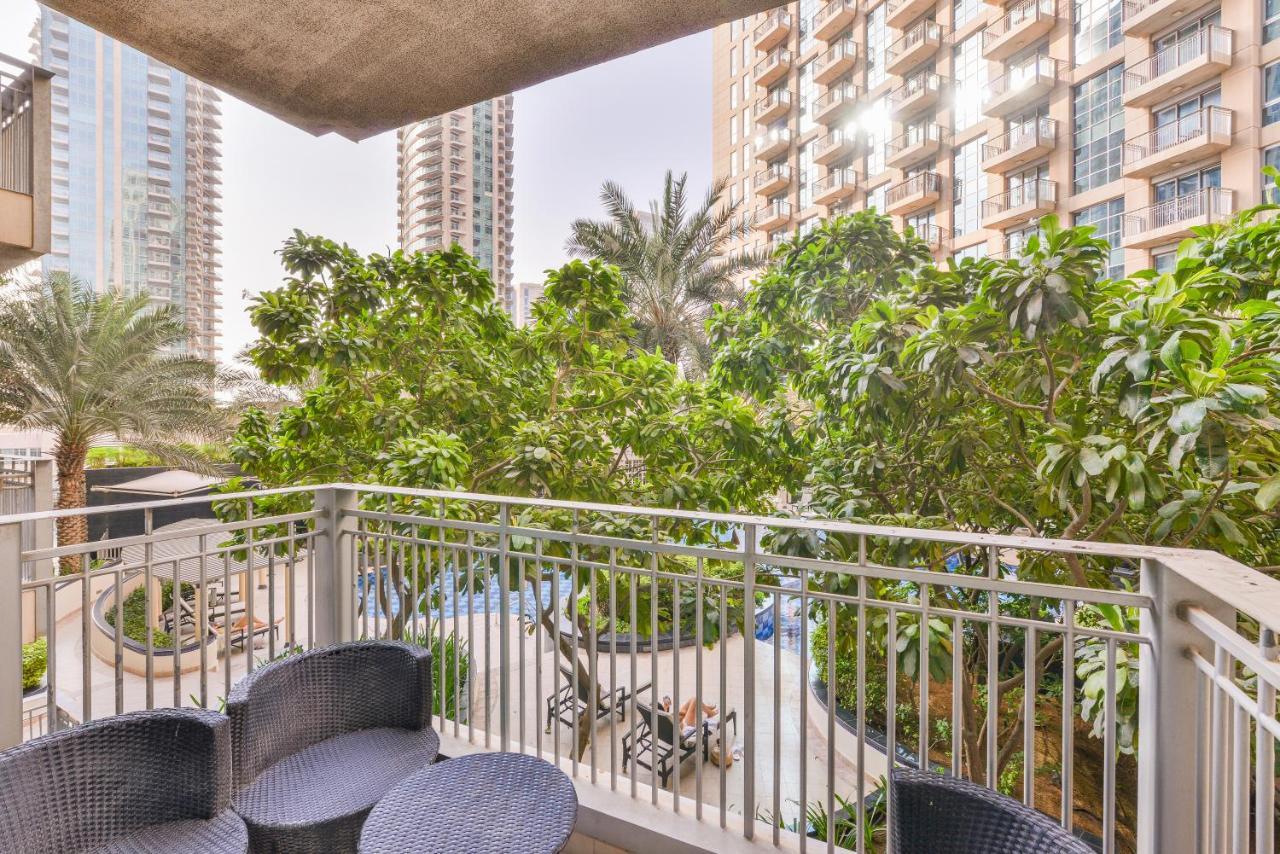 Apartment Residences At Standpoint, Downtown *