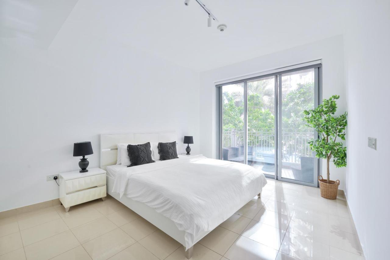 Residences At Standpoint, Downtown Apartment *