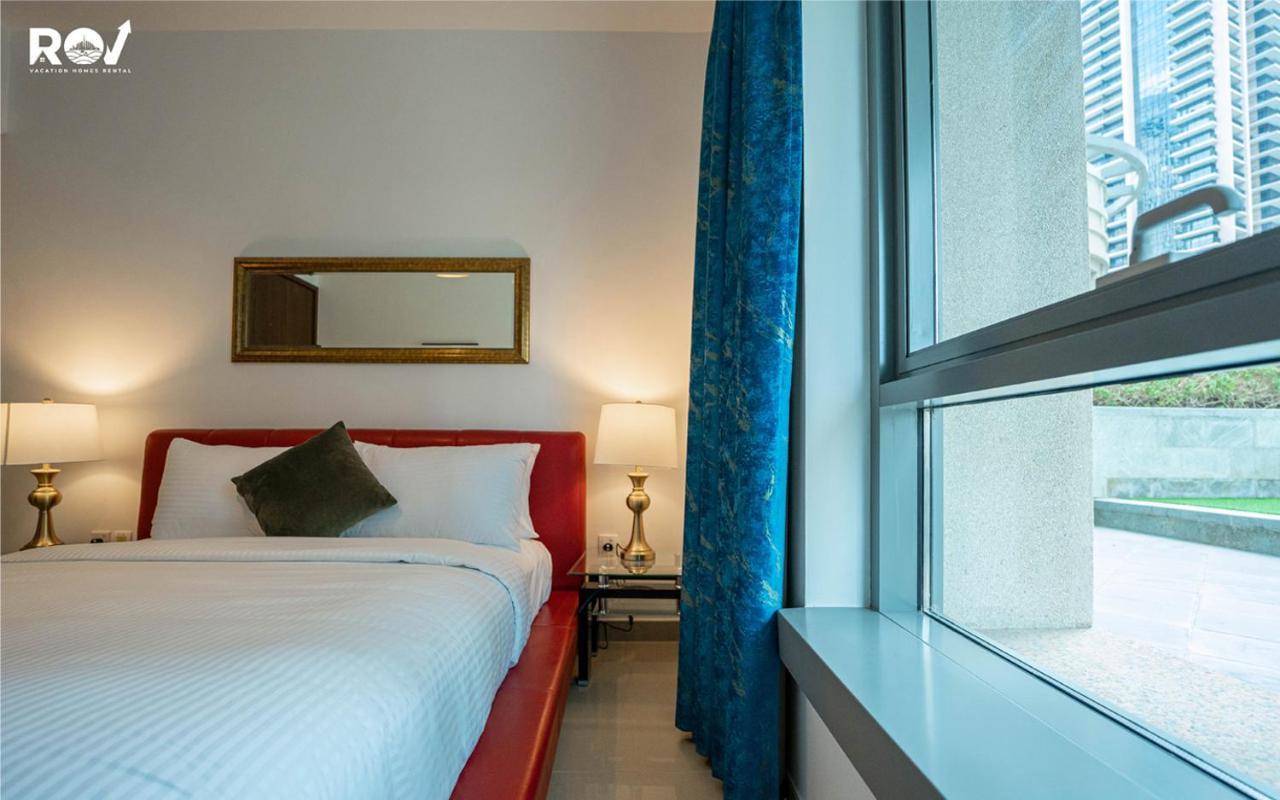 Fully Equipped Cozy 2br Lux With Garden View Apartment