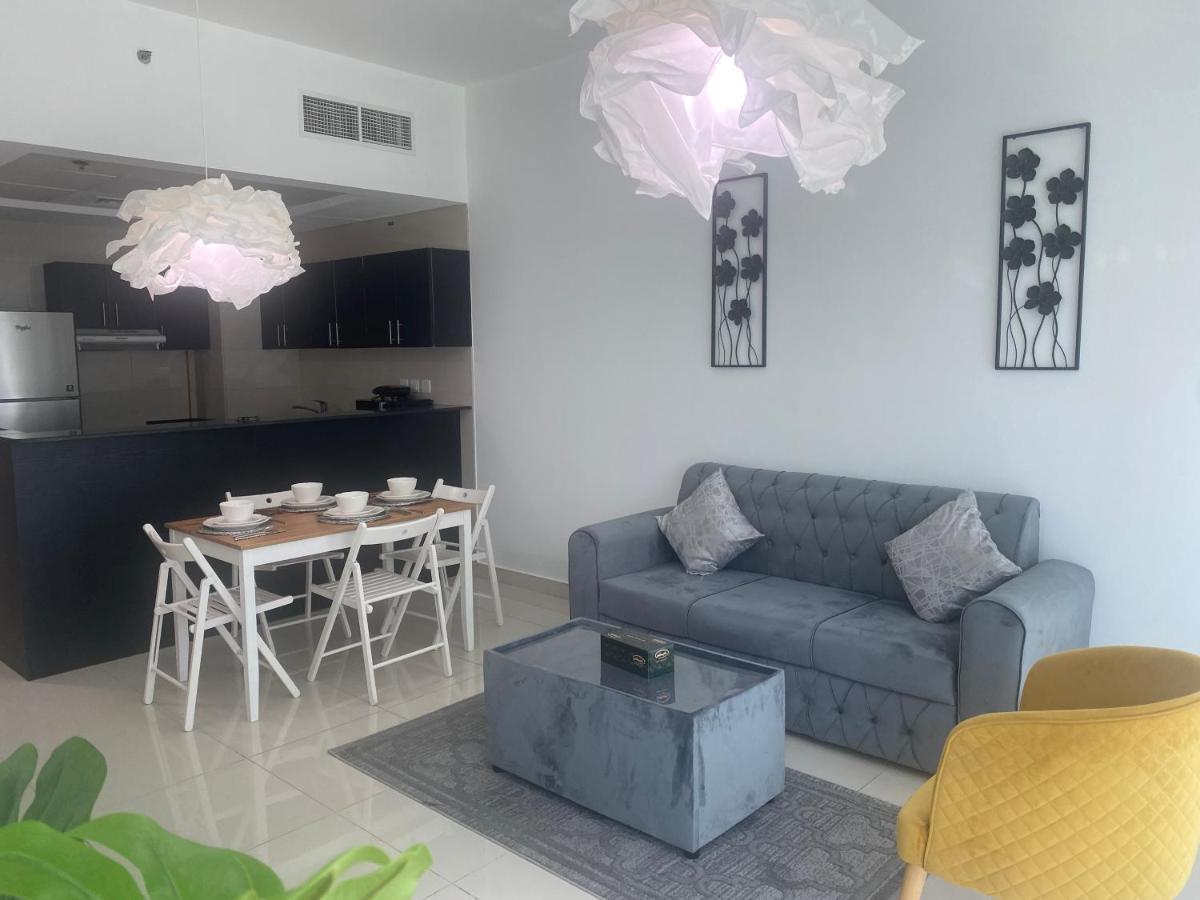Golden Vacation Homes Continental Tower Marina Apartment Dubai