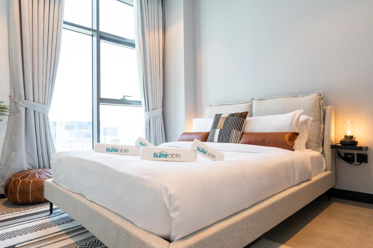Contemporary Ranch Living With Burj Khalifa View