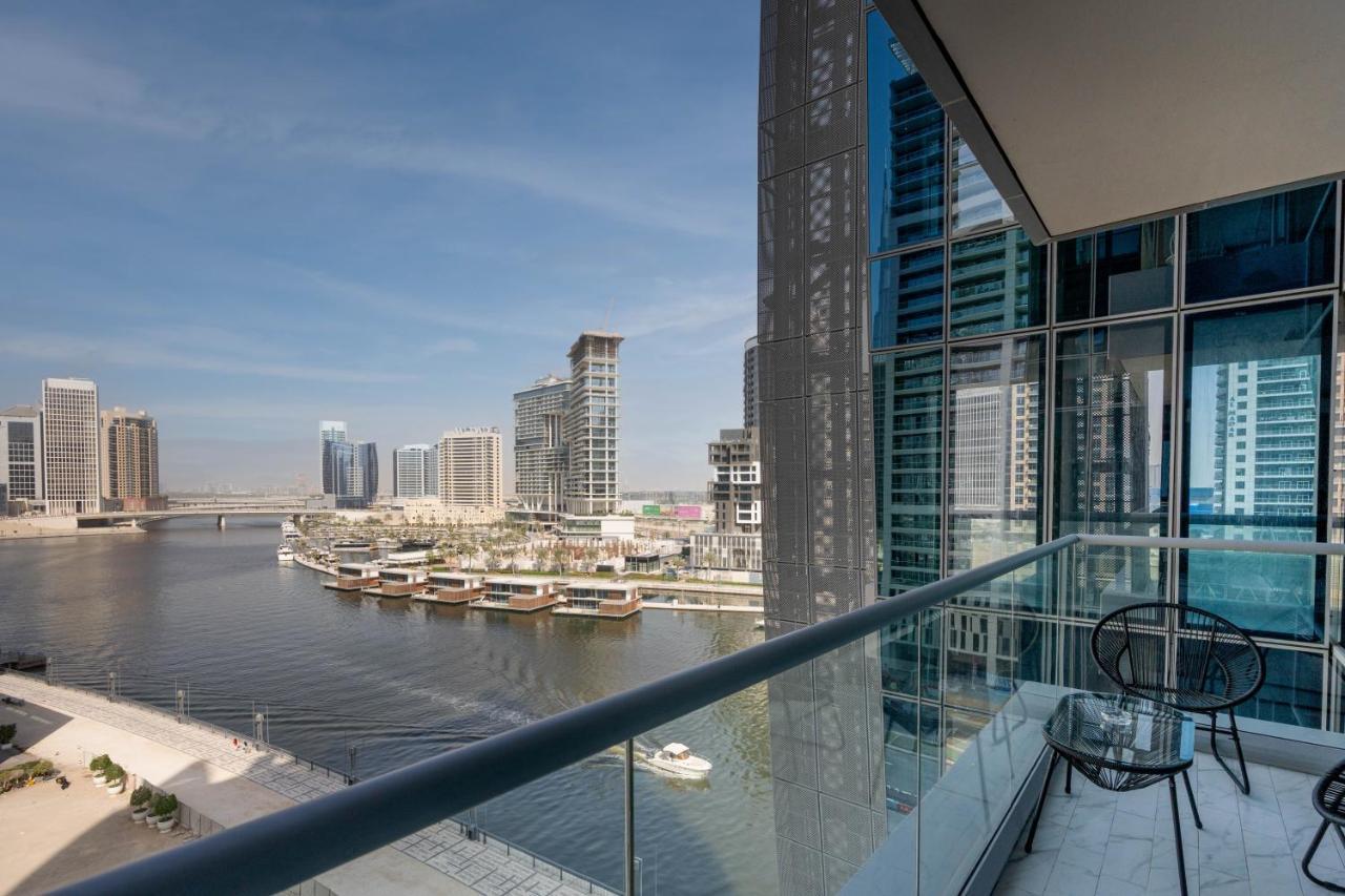 J One Tower Luxury From Estate Apartment *