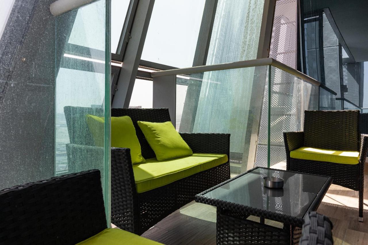 Apartment J One Tower Luxury From Estate Dubai