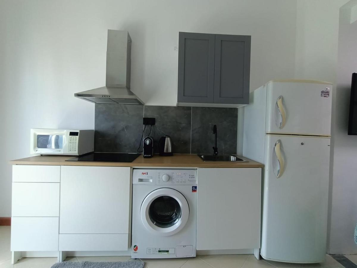 Diamond 1 In Marina! Apartment Dubai