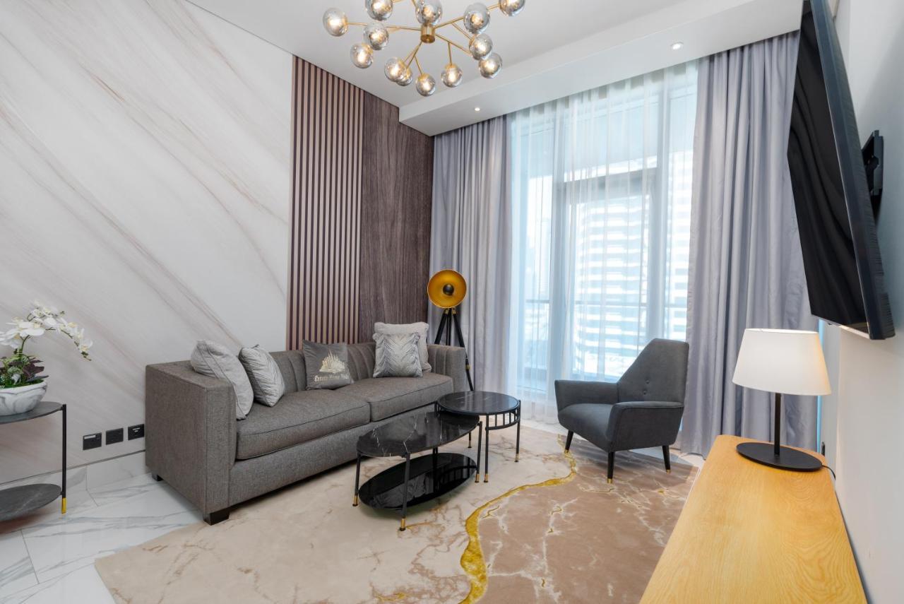 Apartment J One Tower Luxury From Estate *
