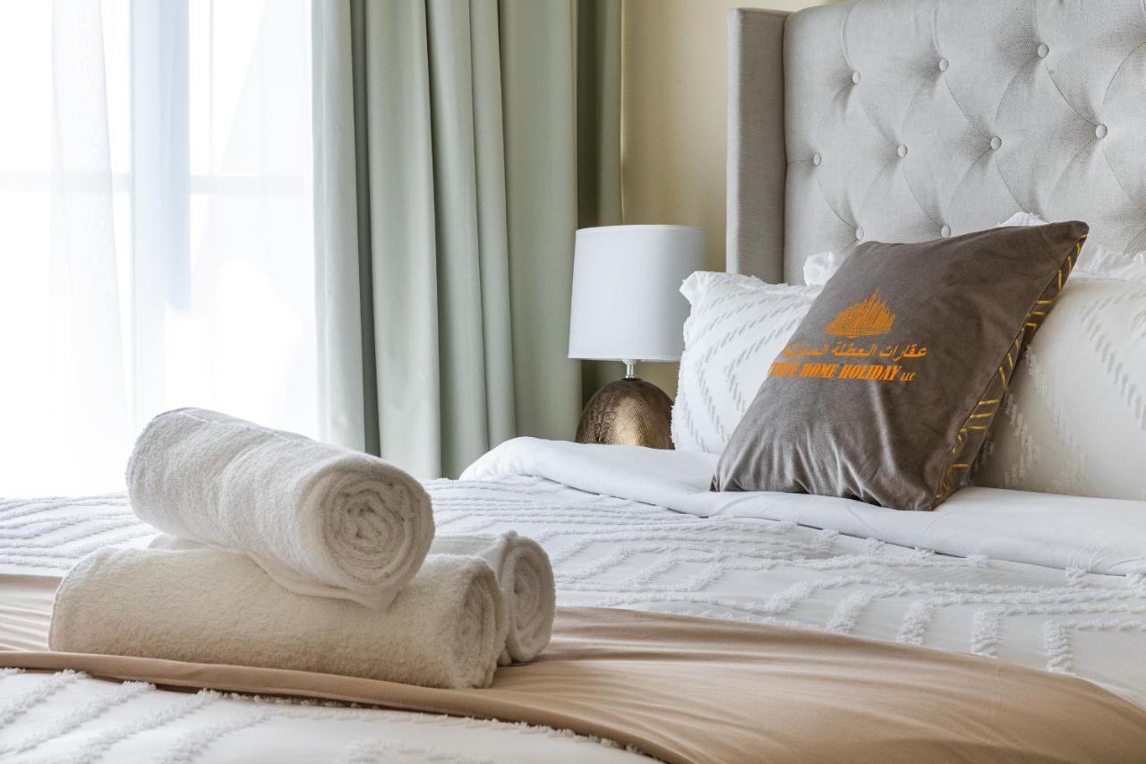 J One Tower Luxury From Estate *