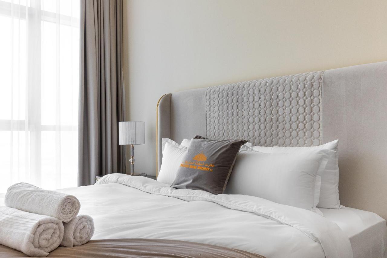 J One Tower Luxury From Estate * Dubai