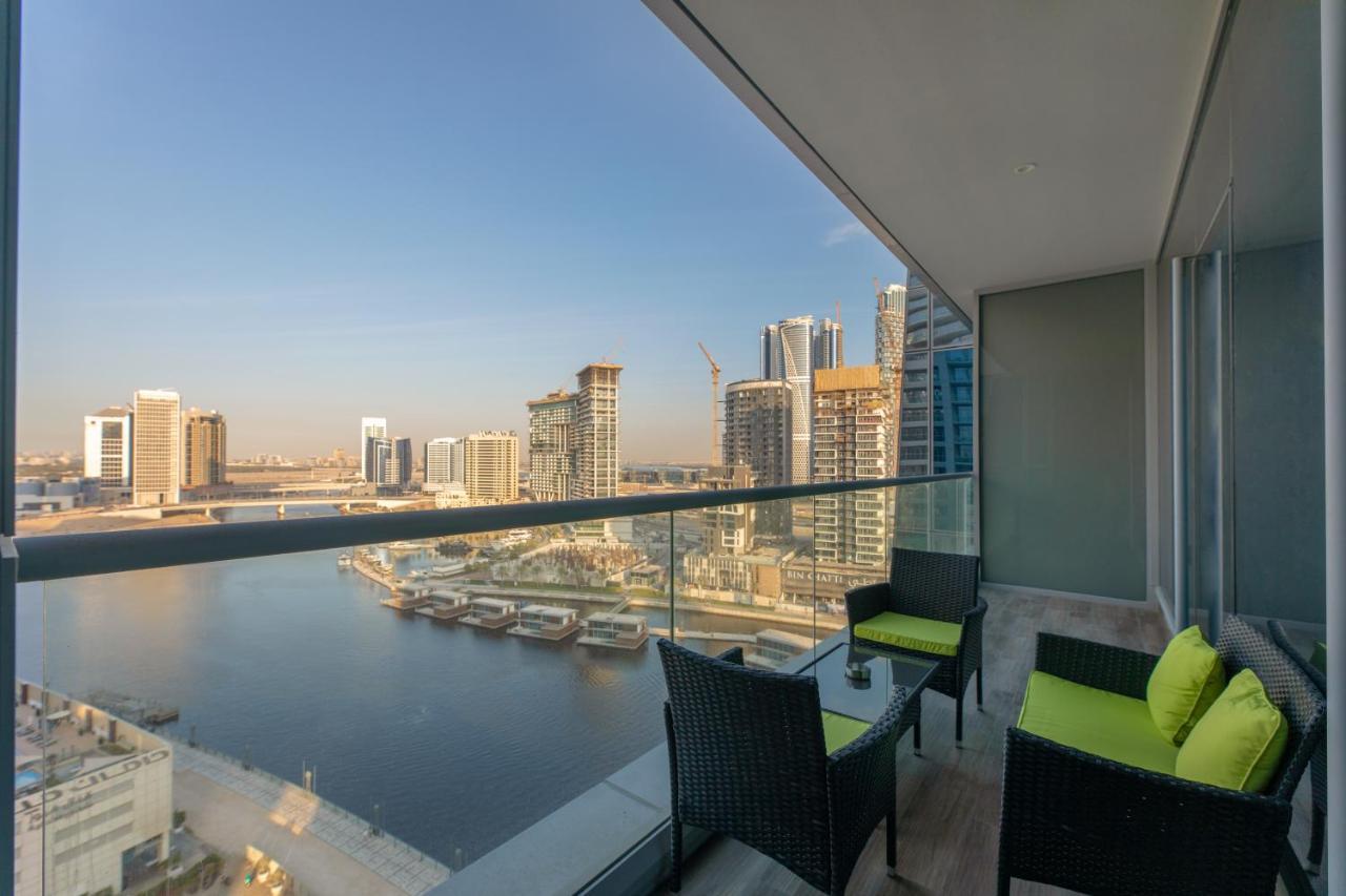 J One Tower Luxury From Estate * Dubai