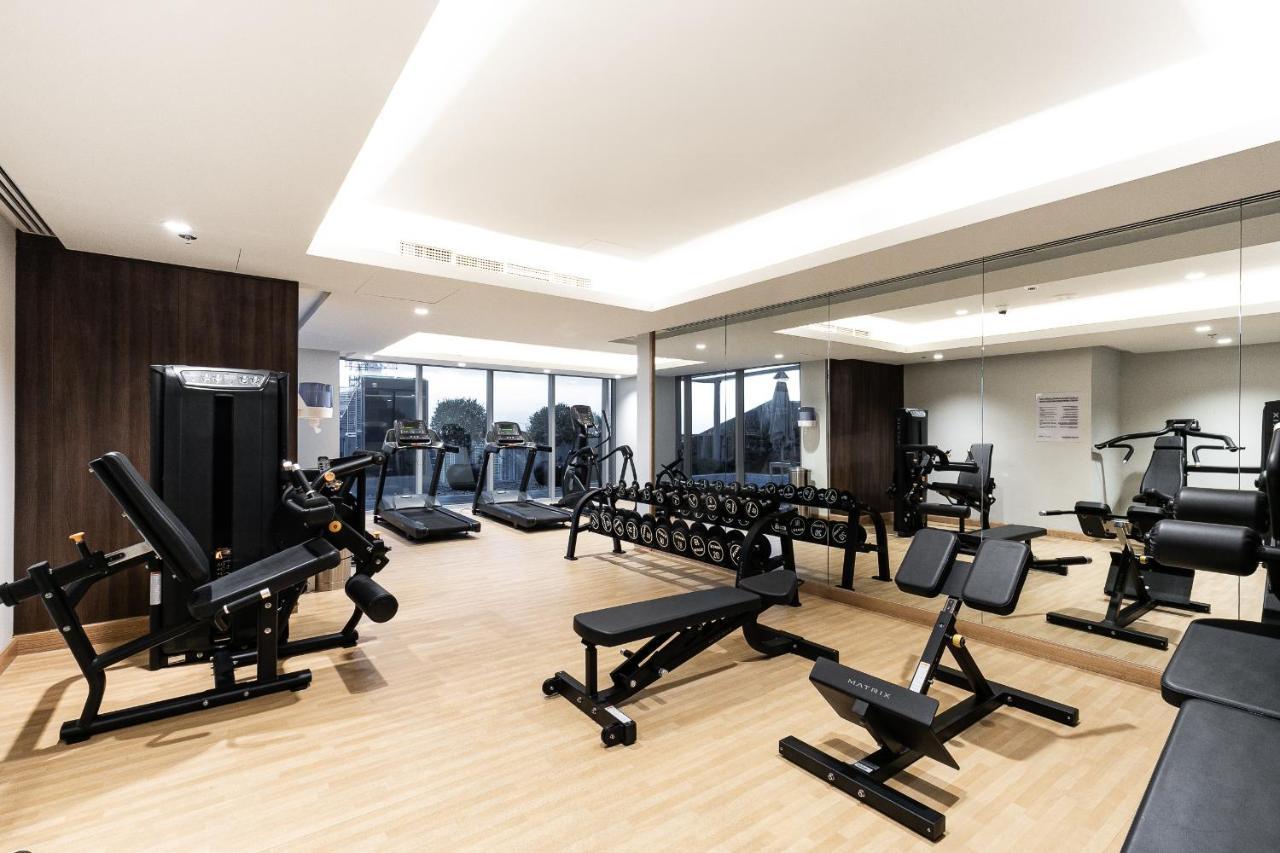 J One Tower Luxury From Estate Apartment