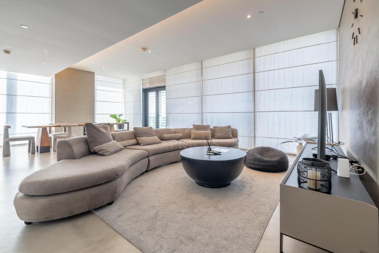 Luxury 3bd Bluewaters Island Sea & Eye View Apartment