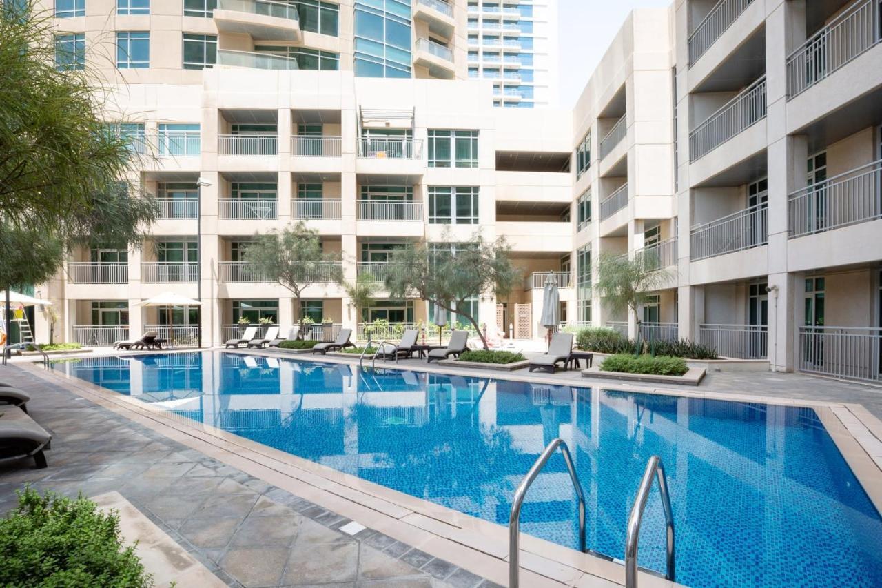 Apartment Frank Porter - Burj Views Dubai