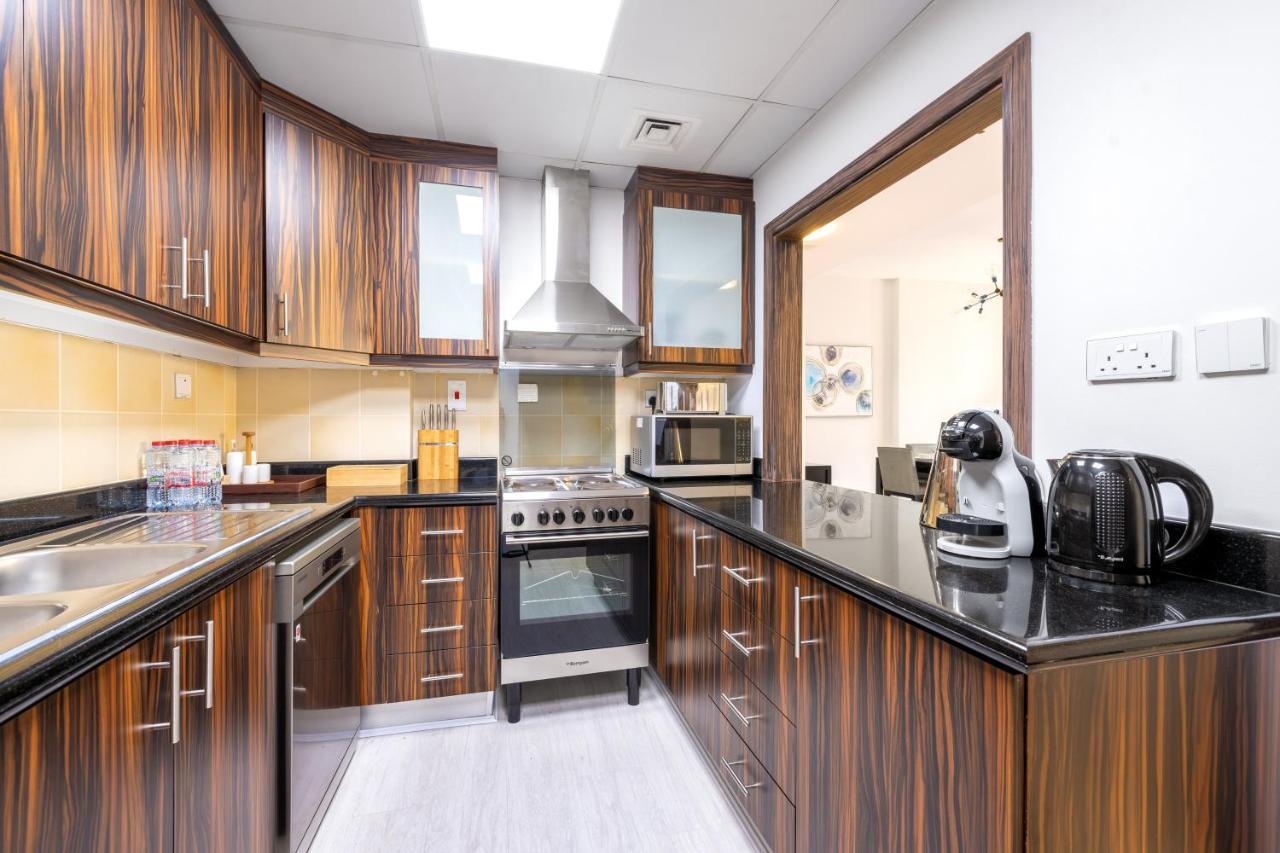 Luxury Jbr Shams - Marina View - Free 5 Star Access! Apartment