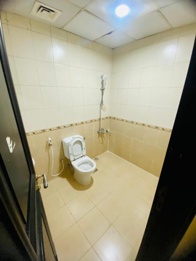 Low-priced Budget For Rent Near Dafza Homestay