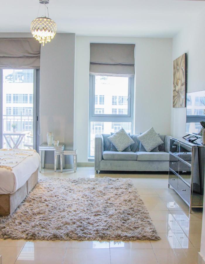 Nasma Luxury Stays - Standpoint Tower A Apartment