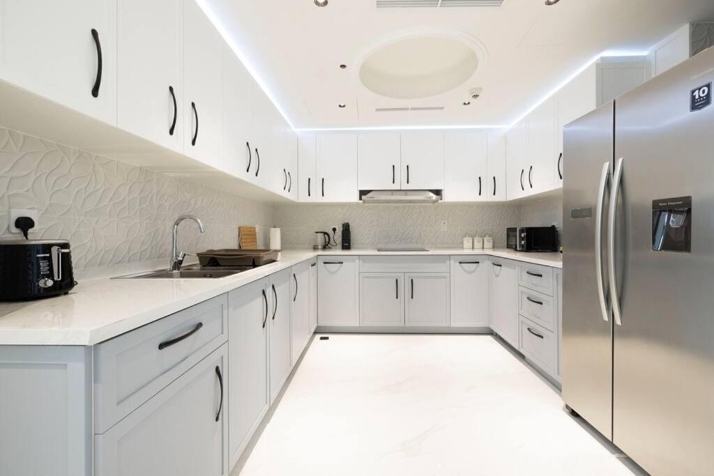 Apartment Magnificent - Luxurious 3 Bedroom With Marina View