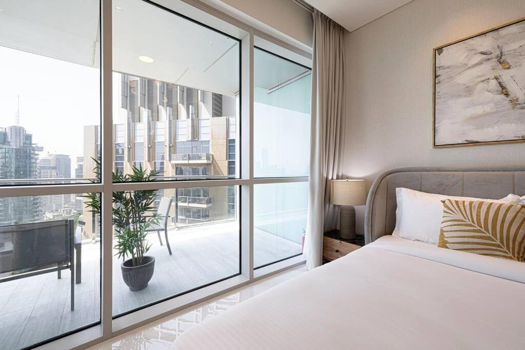 Magnificent - Luxurious 3 Bedroom With Marina View Dubai