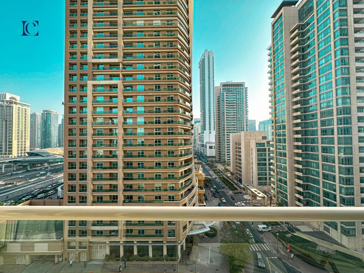 Luxury Escapes - Brand New 1br West Avenue Marina Apartment *