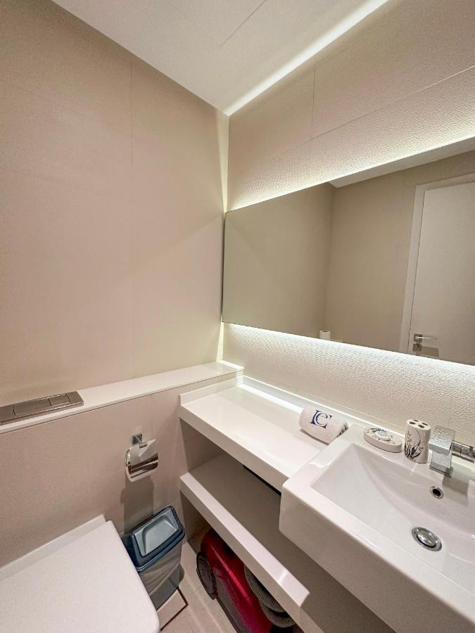 Luxury Escapes - Brand New 1br West Avenue Marina *