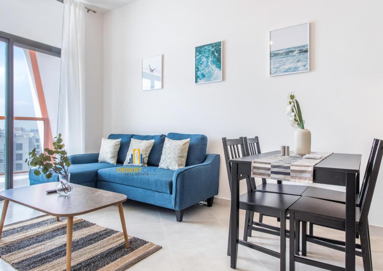 Apartment Fully Furnished One Bed In Al Jadaf, Hosted By Desert *