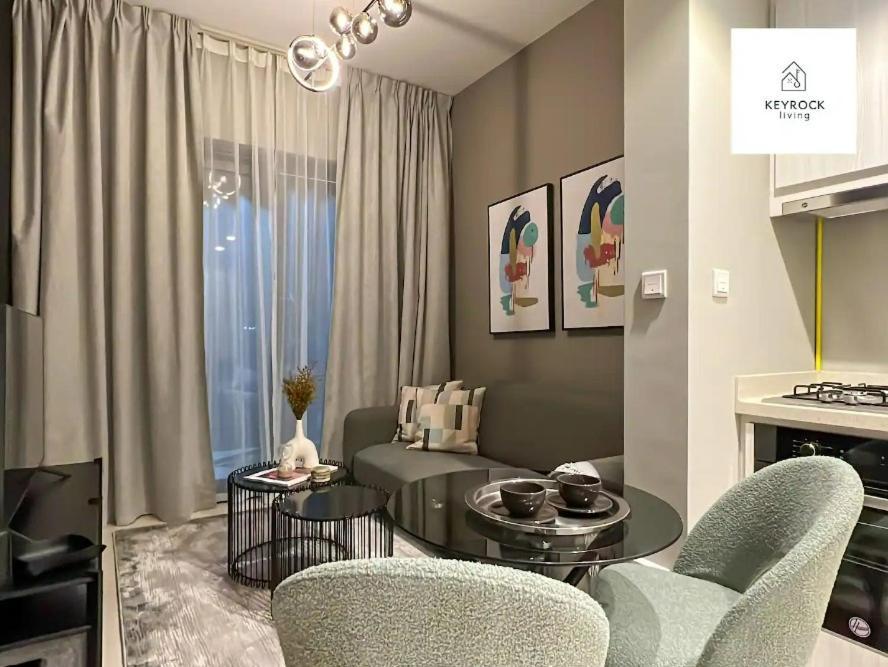 Keyrock Living - 1 Bedroom - Business Bay - Near Metro Station - Zada Tower Dubai