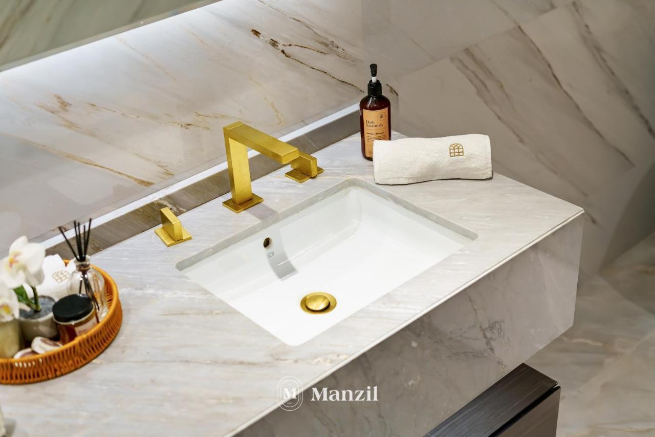 Manzil - Lavish 2br Sea View In Five Palm, Palm Jumeirah Dubai