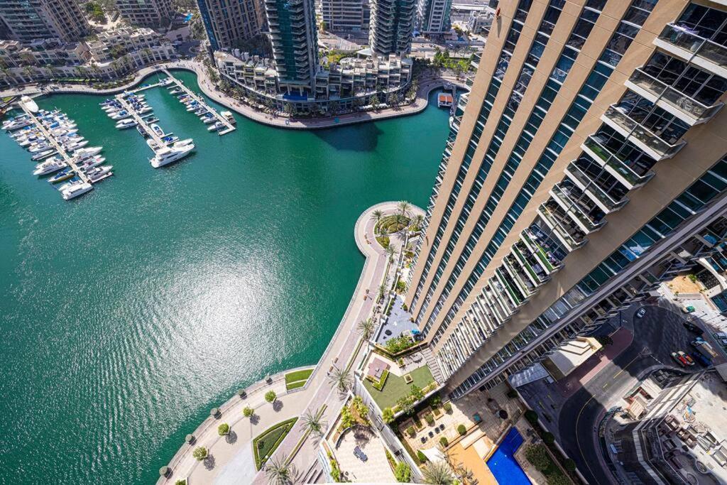 Magnificent - Luxurious 3 Bedroom With Marina View * Dubai