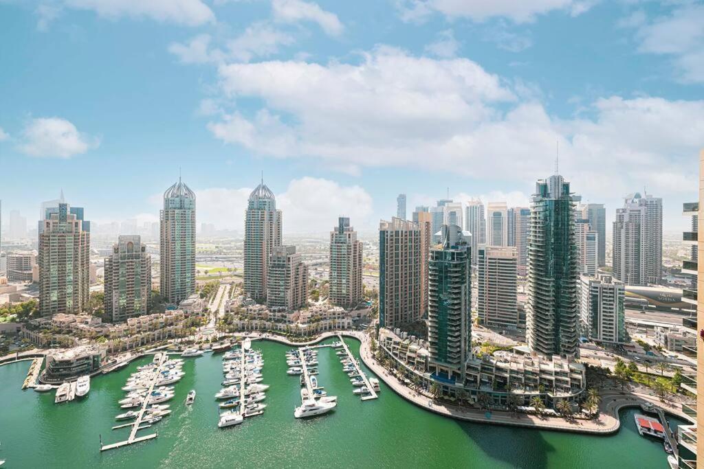 Magnificent - Luxurious 3 Bedroom With Marina View * Dubai