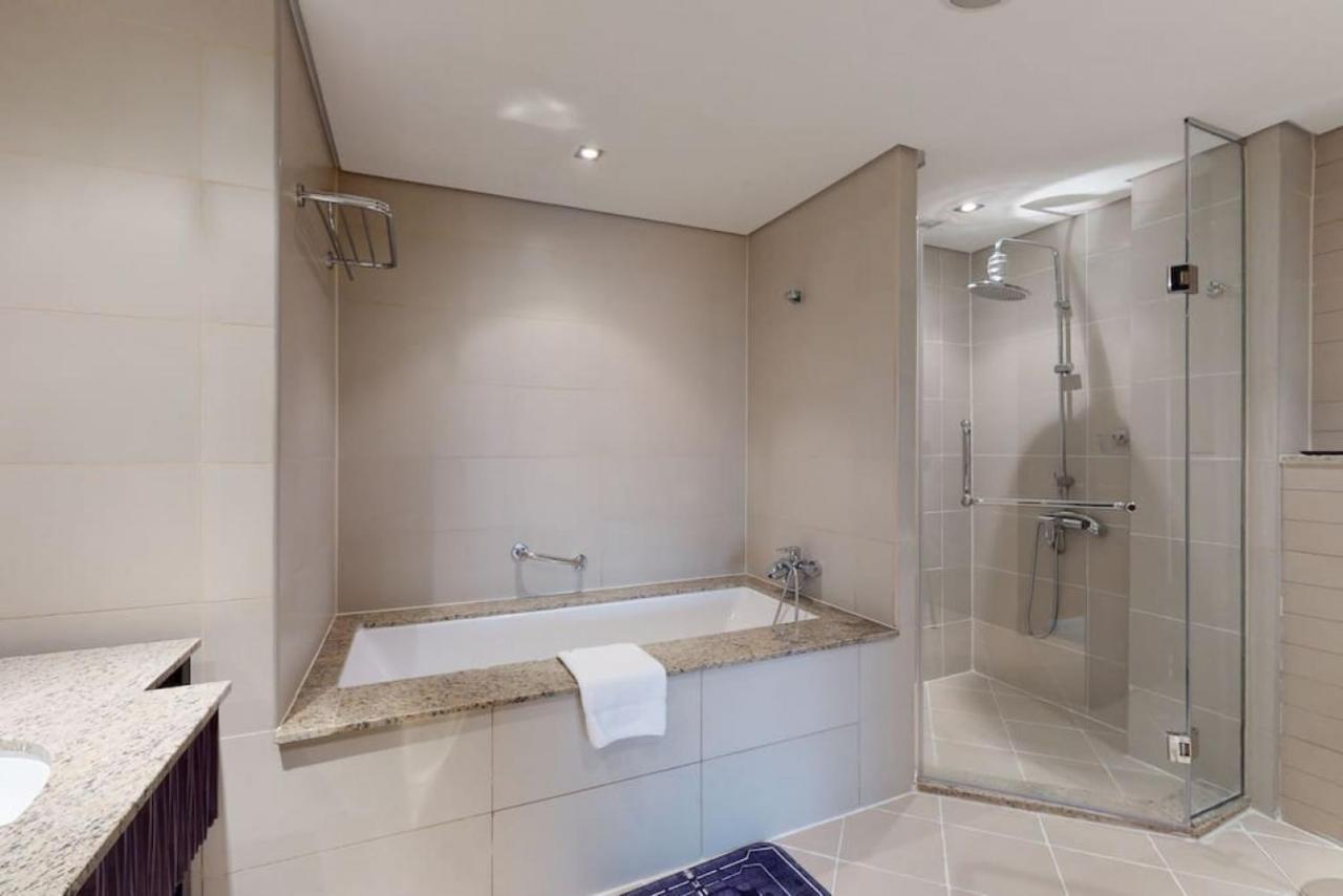Apartment Royal Amwaj South, Palm Jumeirah - Calm Two Bedroom *