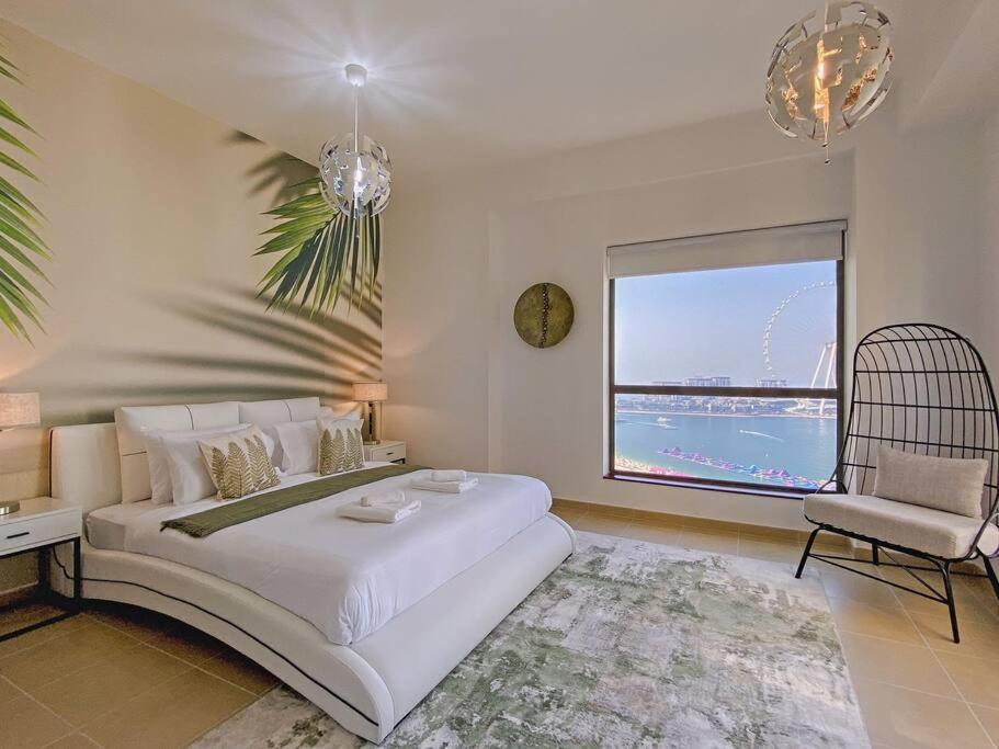 Luxury 2 Mins Walk From Sea Apartment Dubai