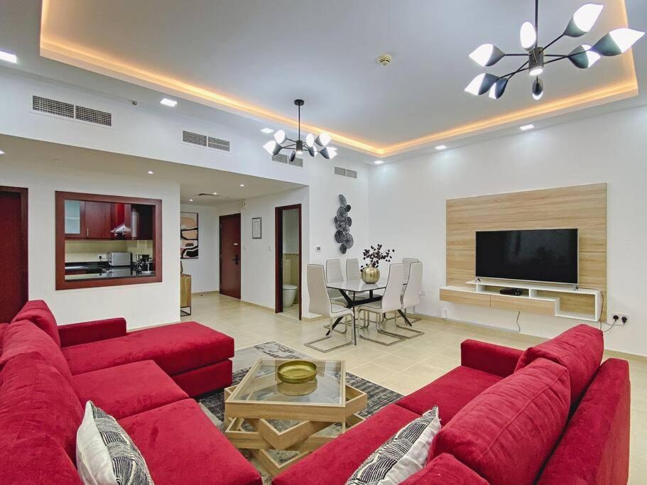 Apartment Luxury 2 Mins Walk From Sea