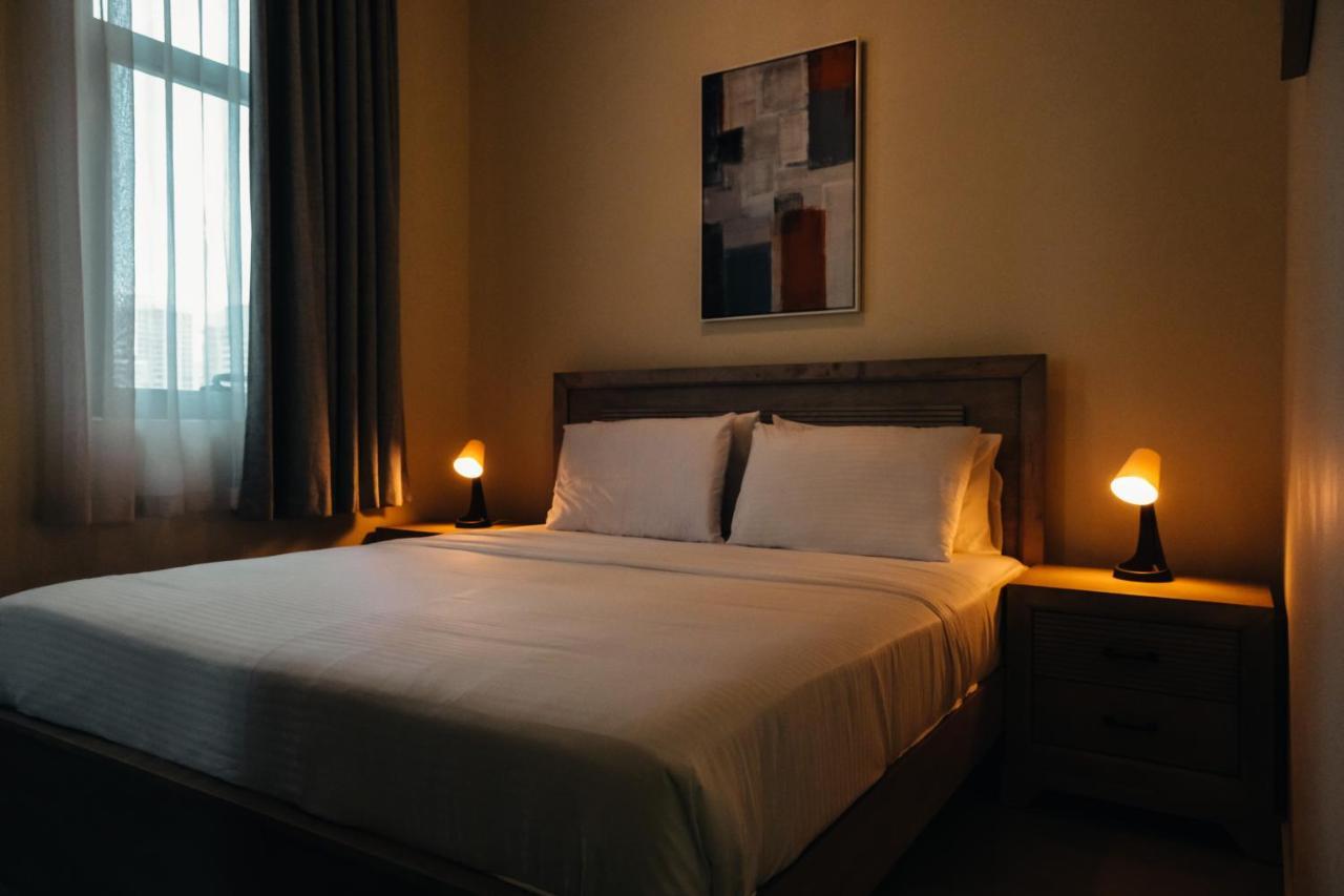 Royal Premium Marina Wharf *